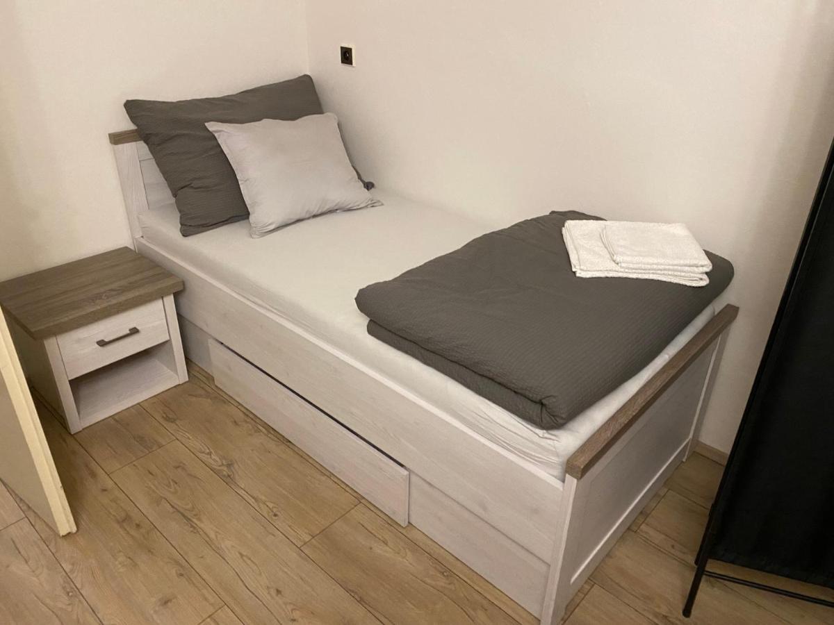 Pod Mandloni Starovice